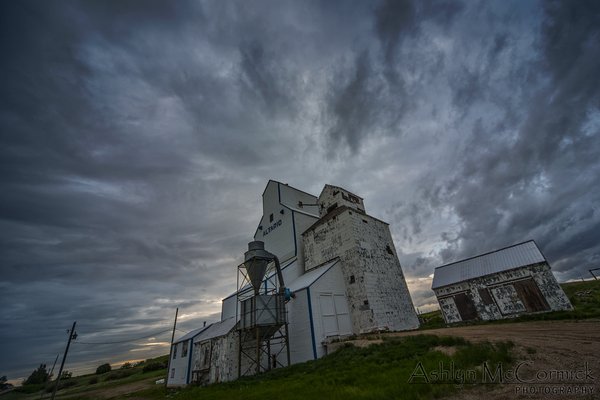 Altario Elevator, June 7, 2013 [2 of 3]