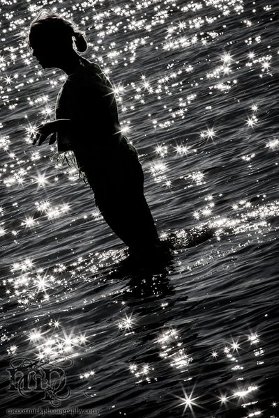 Capt Ayre Lake 2013 : A Girl Apart : Starburst/Portrait