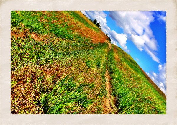 Walk to Cayno School : The Road to Cayno [1 of 5]