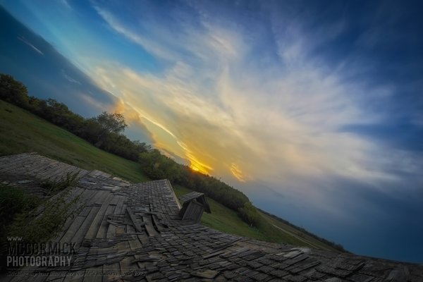 Aug 11, 2013 : Sunset : As Seen Over Old Barn