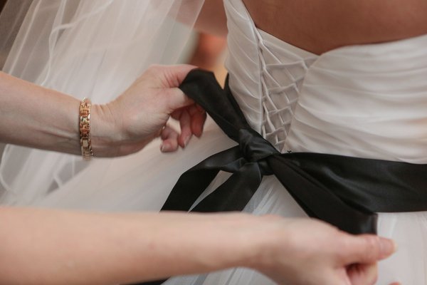 Tying the knot 2/2