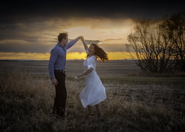 Engagement Shoot, 2022-05-22, Dancers, Colour and Vignette