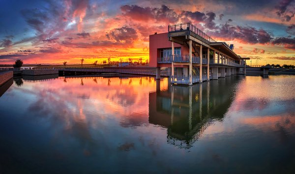 Sunset 02, Interpretive Centre, Ralph Klein Park, Calgary, Alberta, 2022-09-22