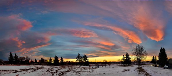 Sunset over the park, Thornbriar Green Loop, Strathmore, AB, 2022-11-24