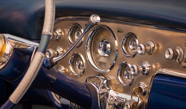Instrument Cluster, Packard Pathfinder, Morrin, Alberta. 2023-05-20
