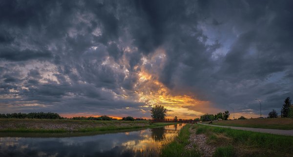 Just Before Sunset, Tom Sadler Bridge, Strathmore, Alberta. 2023-06-08