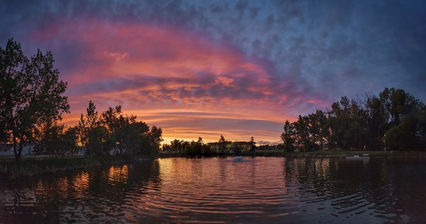 Last Light, Kinsmen Lake, Strathmore, Alberta. 2023-06-16