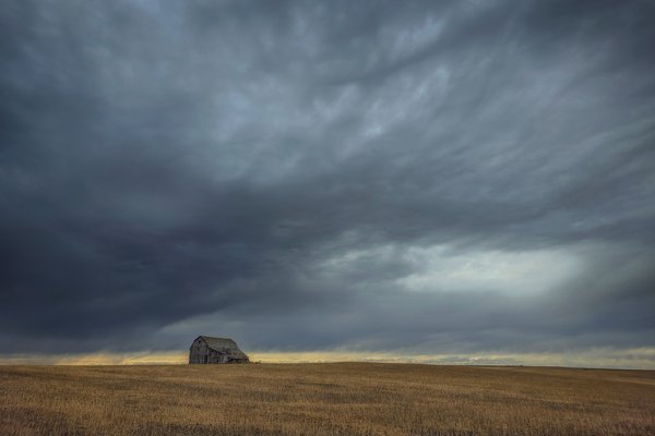 Old Barn Under Moody Skies, Highway 21, North of Trochu, Alberta. 2023-10-10