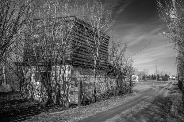 Not built to code, Cluny, AB, 2024-04-13
