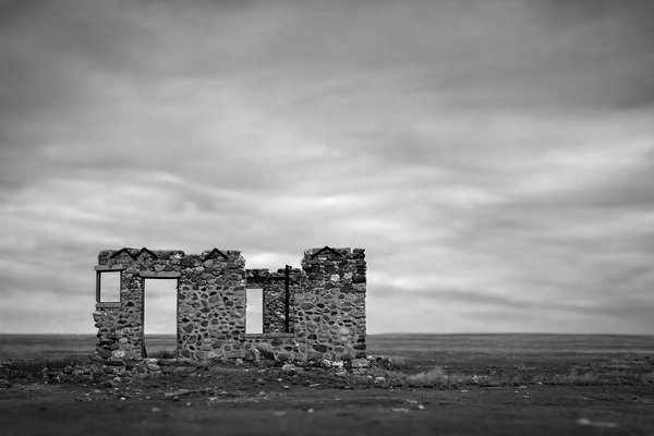 This old house, Newell County No. 4, AB, 2024-04-13