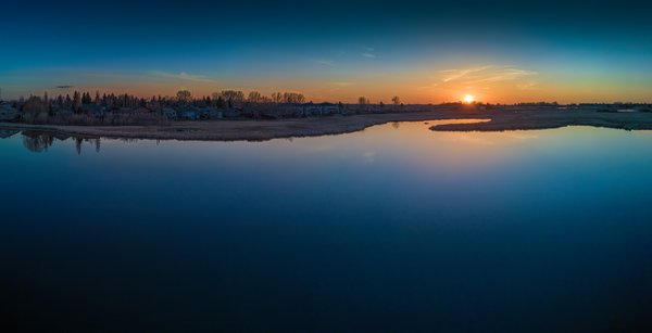 On the wane, Lower Gray Pond, Strathmore, AB, 2024-04-19