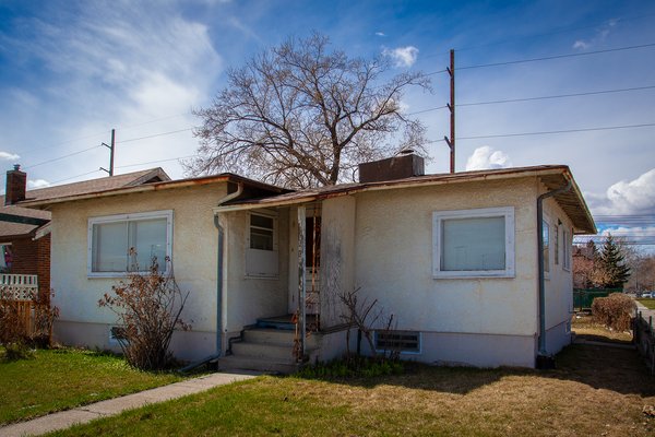 That old house, 16th Avenue, Calgary, AB, 2024-04-27