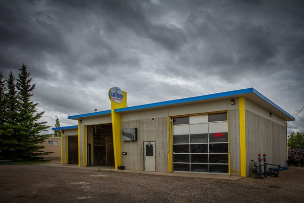Car Wash, Irricana, AB, 2024-06-08