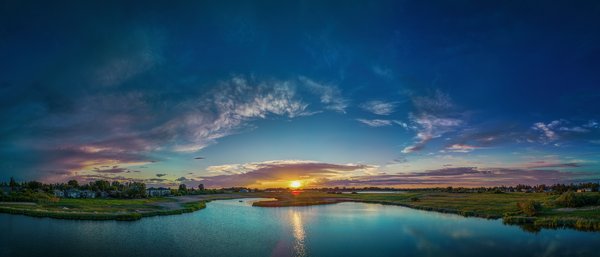 Ember on the horizon, Lower Gray Pond, Strathmore, AB, 2024-06-21