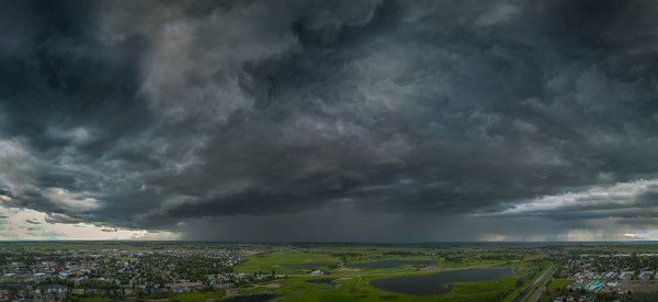 Here comes the pain again, Storm approaching from the west, Strathmore, AB, 2024-07-02