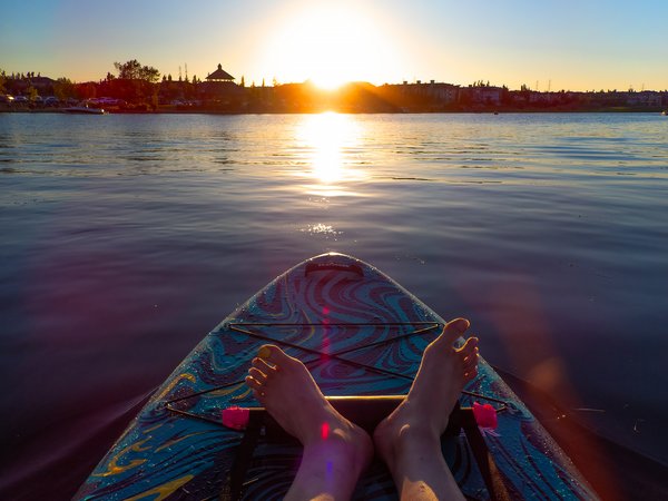 Paddling off into the sunset, Chestermere Lake, Chestermere, AB 2024-07-07