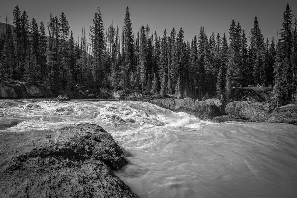 Through the middle, Natural Land Bridge, Yoho National Park, BC, 2024-07-11