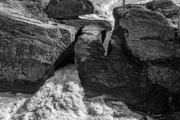 The aforementioned national land bridge, Natural Land Bridge, Yoho National Park, BC, 2024-07-11