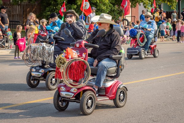 Wheatland Lodge 05, Stampede Parade, Strathmore, AB, 2024-08-03