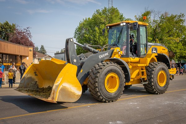 Clean Up Crew 05, Stampede Parade, Strathmore, AB, 2024-08-03