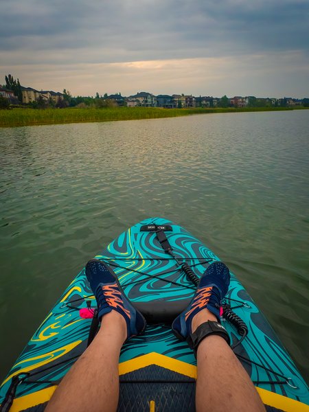 Going in feet first, Chestermere Lake, Chestermere, AB, 2024-08-16