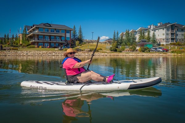 Herself on the go, Chestermere Lake, Chestermere, AB, 2024-08-25
