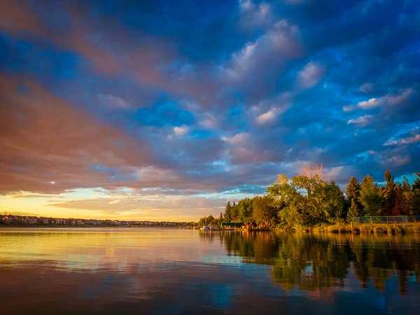 Quiet corner of the lake, Chestermere Lake, Chestermere, AB, 2024-08-25