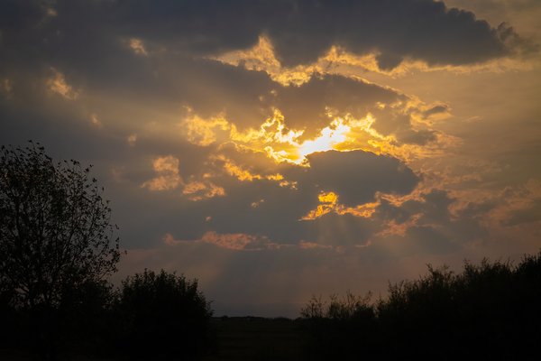 Crepuscular Rays, Dusk, Thomas Drive, Strathmore, AB, 2024-09-09