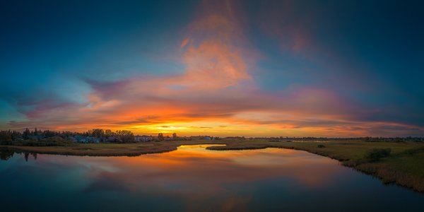 Fire in the hole, Sunset, Lower Gray Pond, Strathmore, AB, 2024-09-17