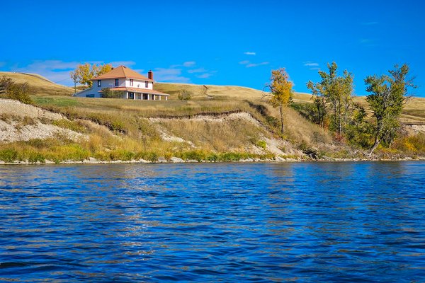 Possible T. Eaton House 01, Policeman's Flats to McKinnon Flats, Bow River Float, 2024-10-06