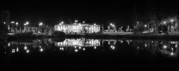 Municipal Building at 7 am, Kinsmen Park, Strathmore, AB, 2024-10-17