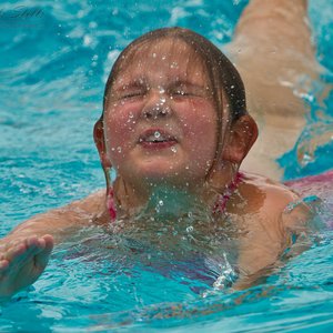 Ashlyn, swimming lessons, July 2010 [1 of 2]