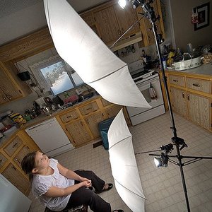 Clamshell lighting setup